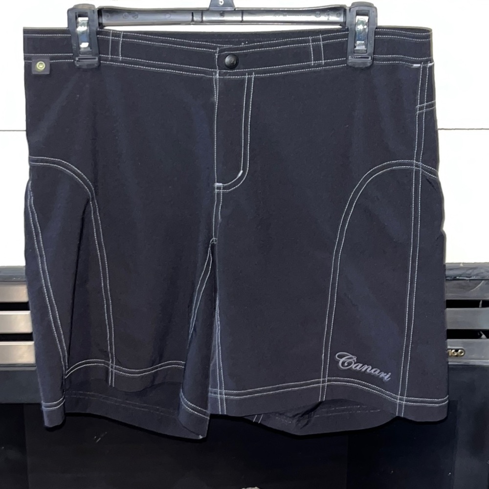 Canari Board Shorts Size M